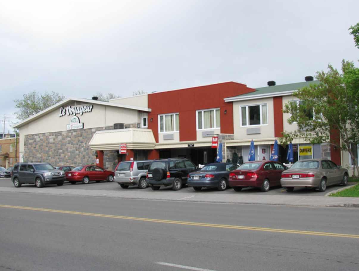 Hotel Le Voyageur Quebec City Exterior photo